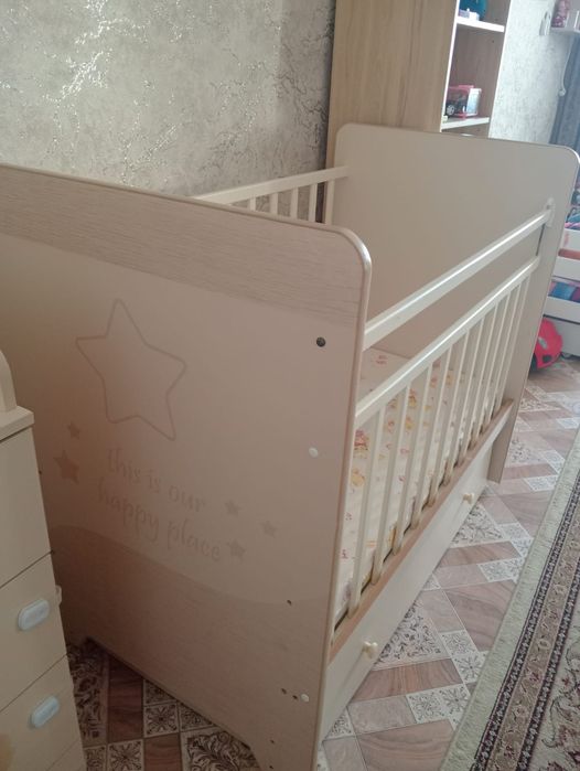 Продам кроватку.