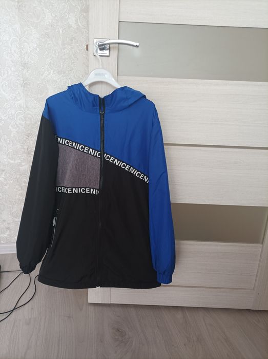 Ветровка рост 158