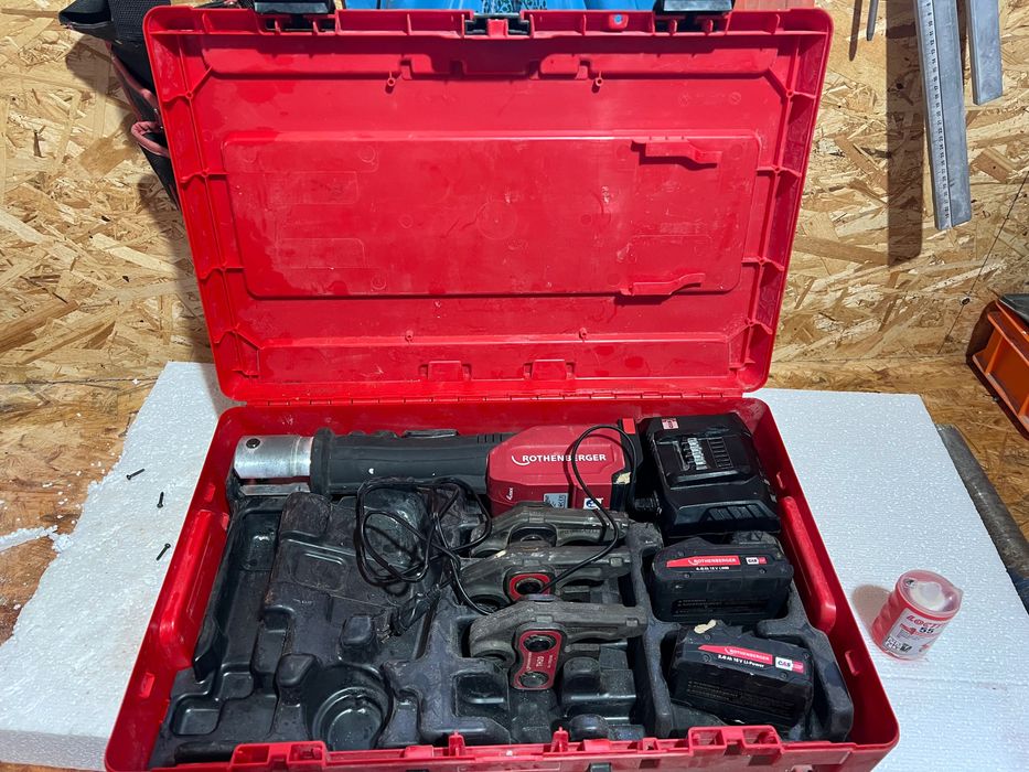 ROTHENBERGER ROMAX4000.    Masina de carotat CARAT 1811