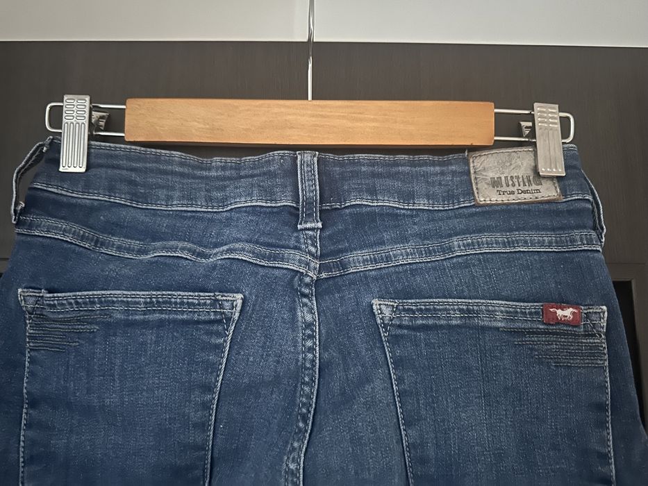 Blugi 3/4 Mustang 32-34