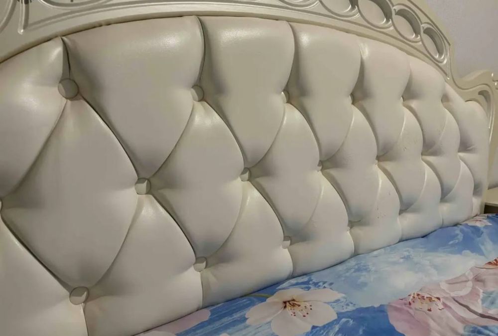 продам кровать без матраса