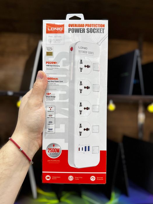 удлинитель пилот 4 розетки с выключателями 2 USB + 2 Type-C 2m