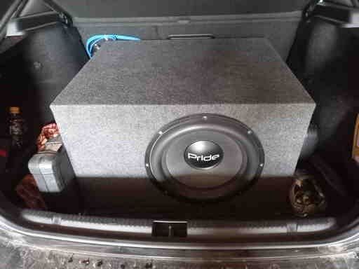 Установка автозвук