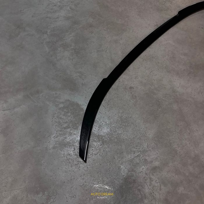 Спойлер Zeekr 001