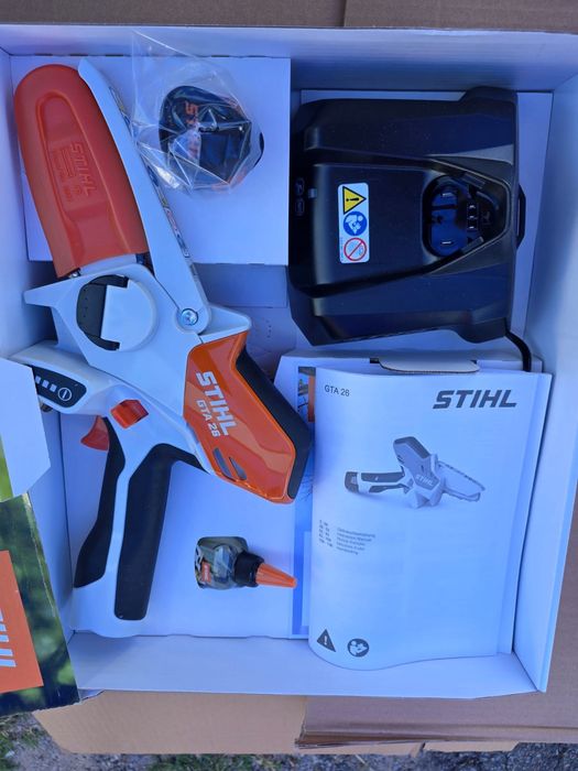 Ferăstrău cu acumulator STIHL GTA 26