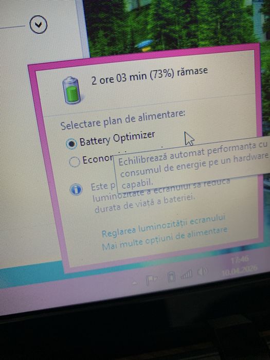 Laptop Acer display 15,6 led,Windows 250gb memorie,5gb ram ddr3,perfect functional vine cu încărcator