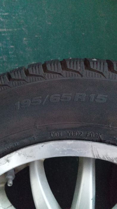 Продам диски с шинами