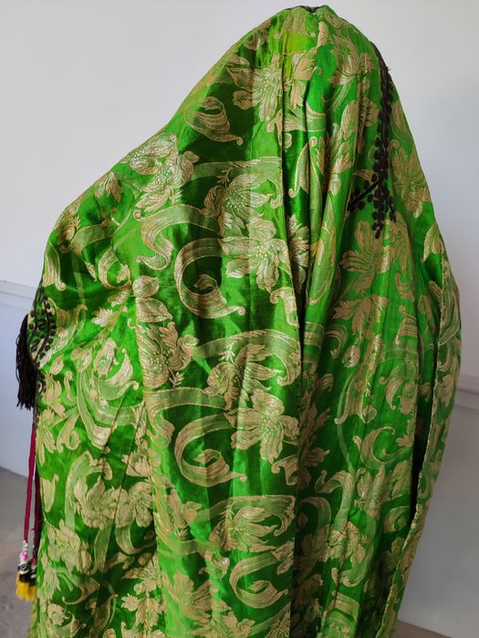 Старинная Паранжа с Золотой Вышивкой