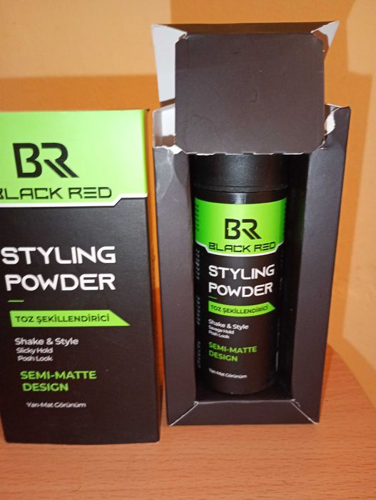 Стилизираща пудра за коса.