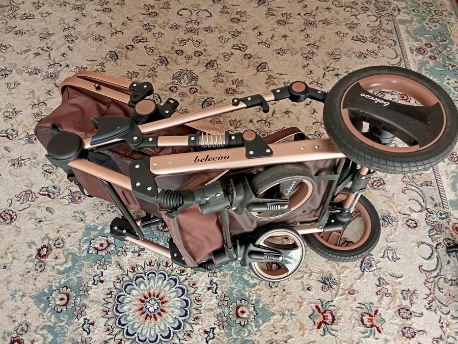 каляска для новорожденых