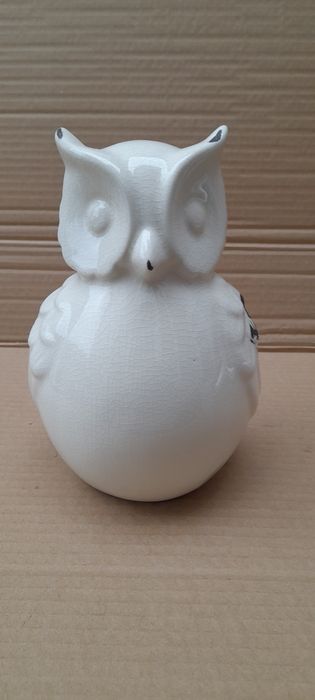 Bufnita mare din ceramică