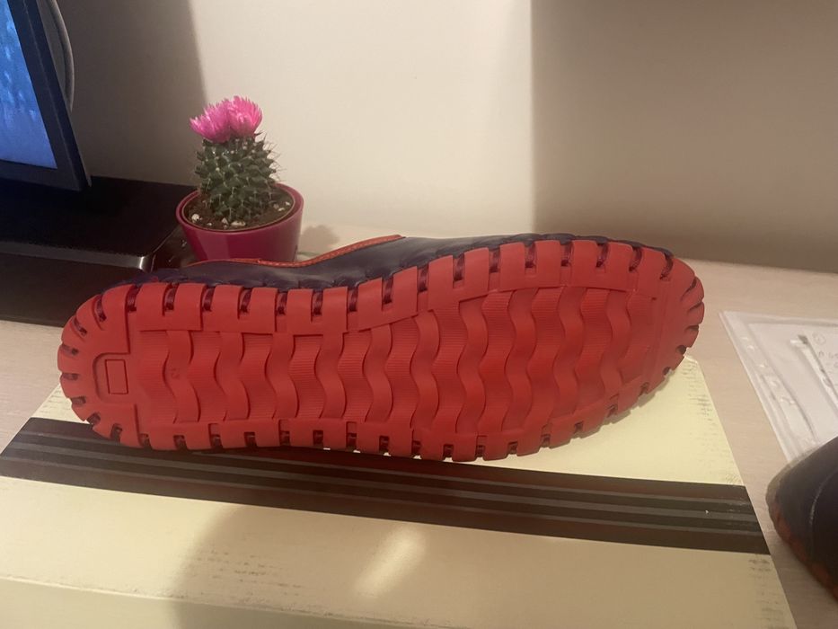 Vand pantofi piele naturala