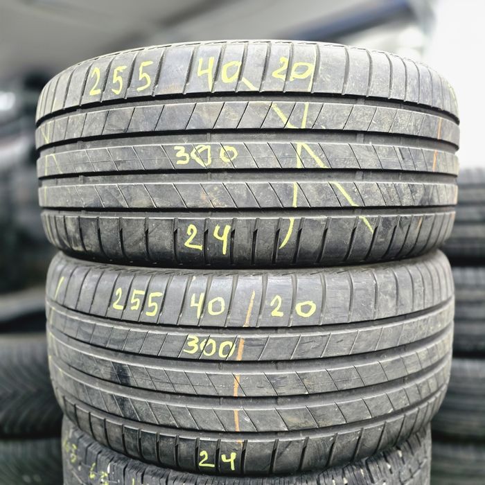 2x 255/40/20 VARA BRIDGESTONE 2024 Stare excelentă