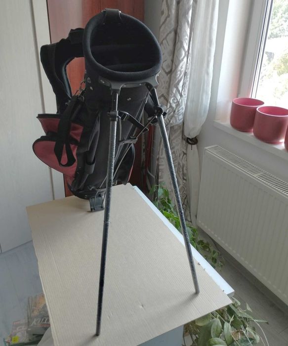 Geantă Golf - Stand Bag cu Trepied Manual (6 Compartimente) – TCM, Nouă - nefolosita