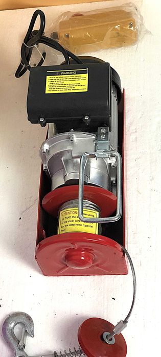 Macara Electrica 200/400Kg, Cablu 12m, 220V.