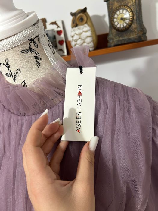 Rochie cu tull elegantă