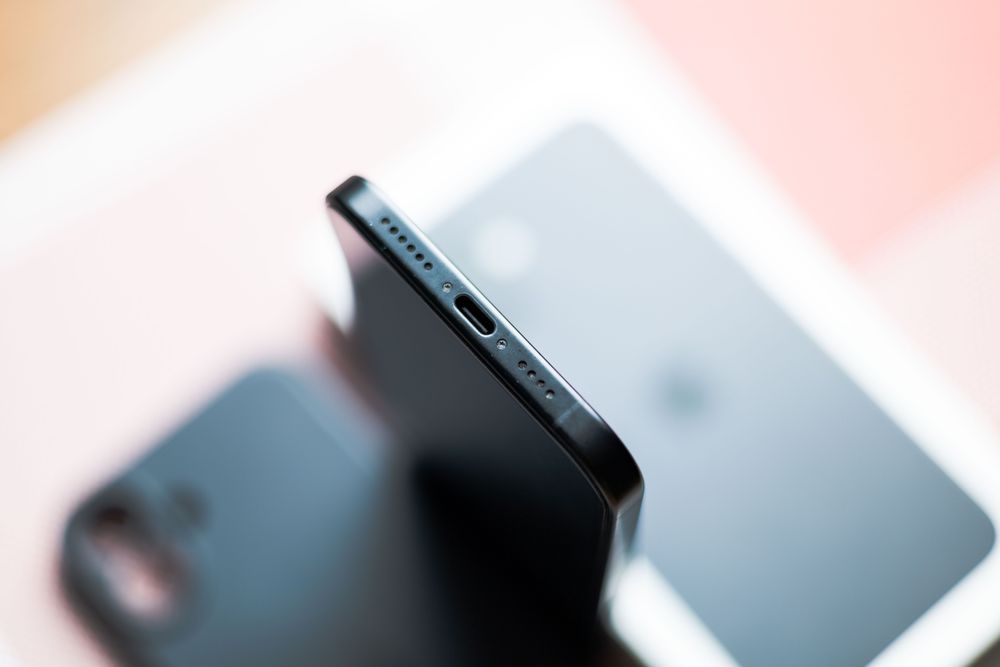 iPhone 16 Plus 128GB Yettel 2027