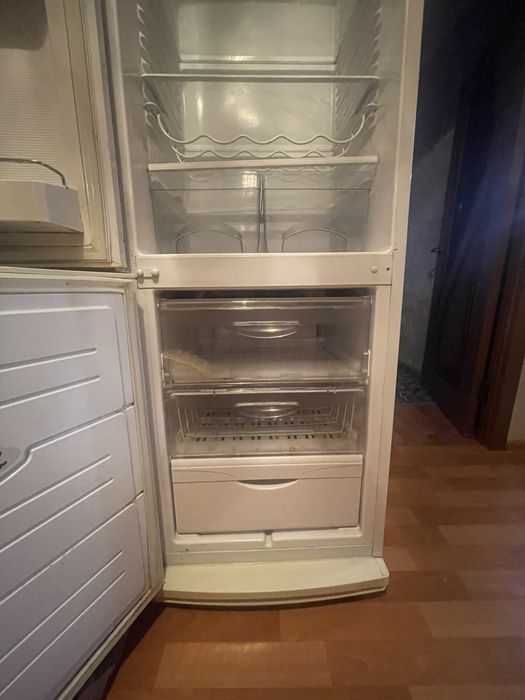 Продается холодильник
