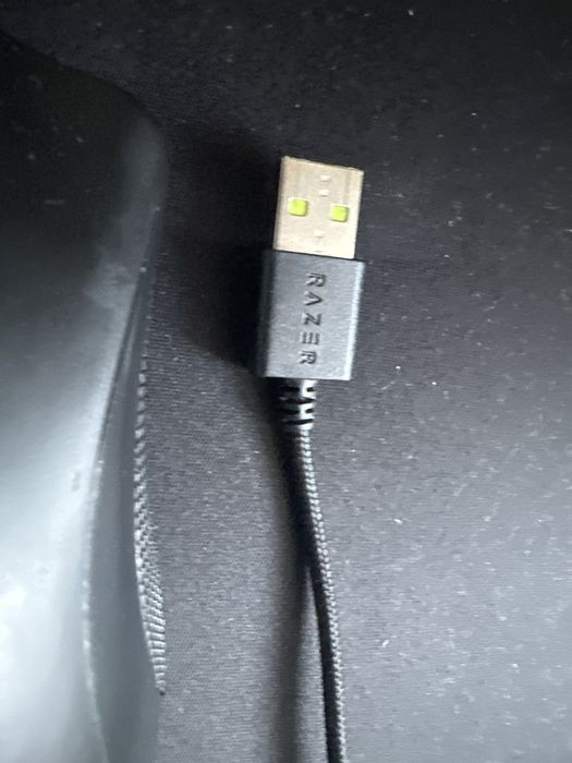 Продам мышку Razer