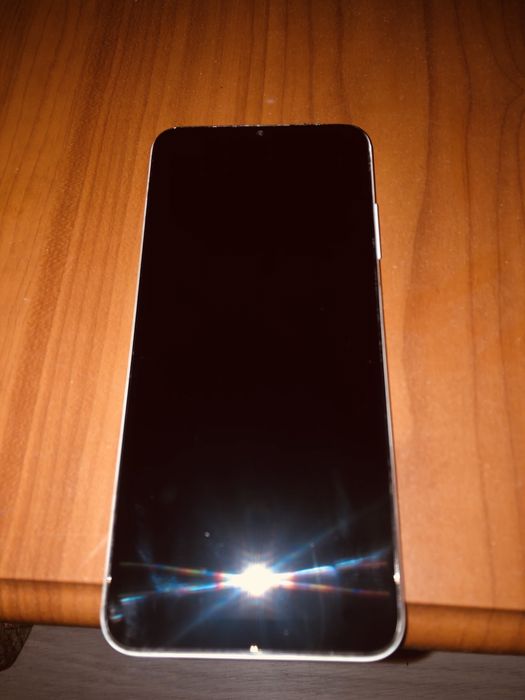 Продам 2 телефона Samsung, Redmi