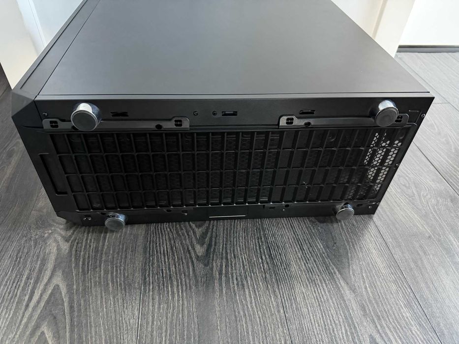Carcasă Fractal Design Meshify S2 Solid (fără geam) – completă, cu toate accesoriile