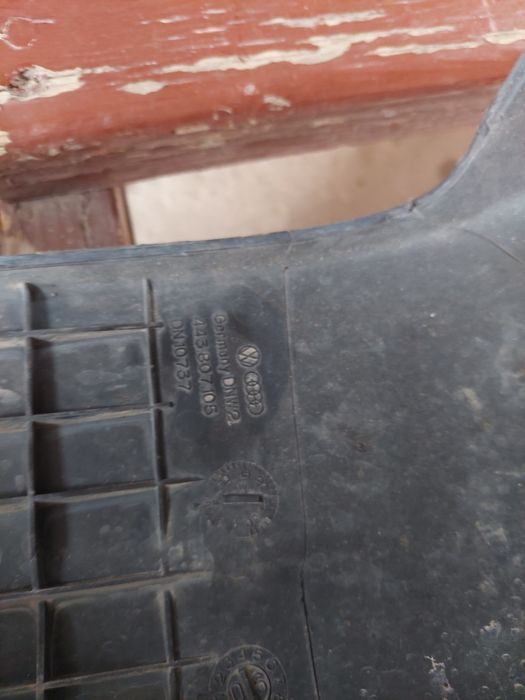 Бампер Ауди 100 С3