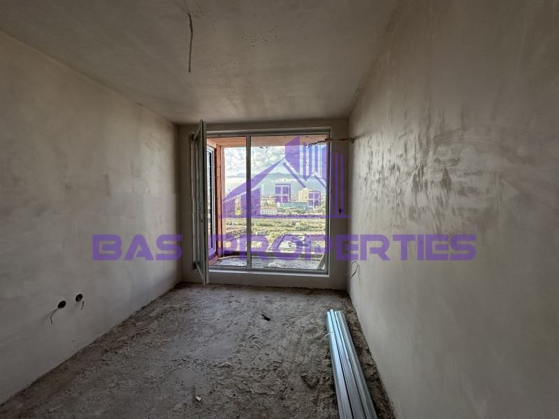 Продава се Двустаен апартамент в София, Банишора - 68 кв.м за 1315 €/кв.м - Снимка #2