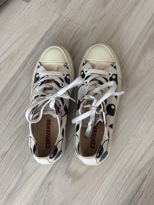 Converse fetite