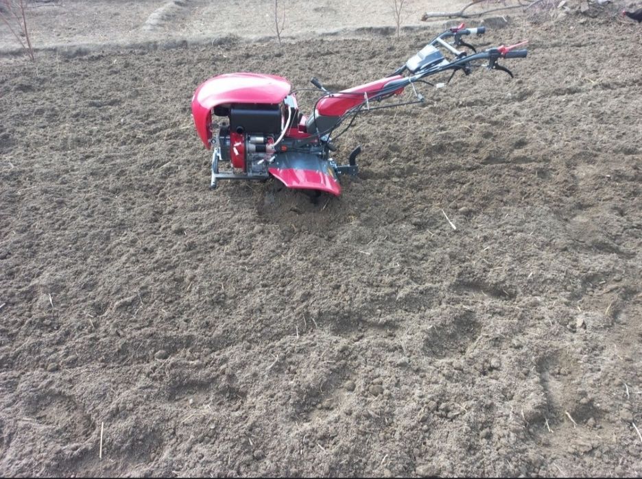 Yer haydash xizmati qöl traktircha motoblokda