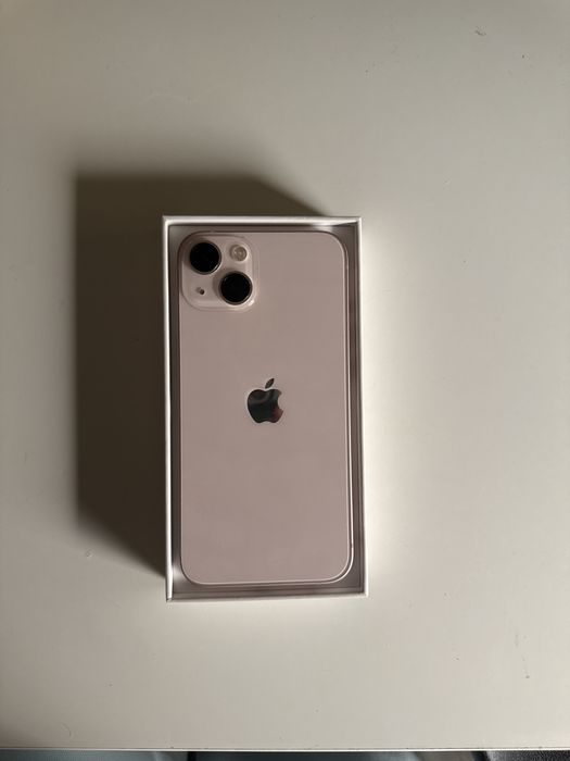 iPhone 13 in stare perfecta sigilat 256GB sanatatea bateiei 86