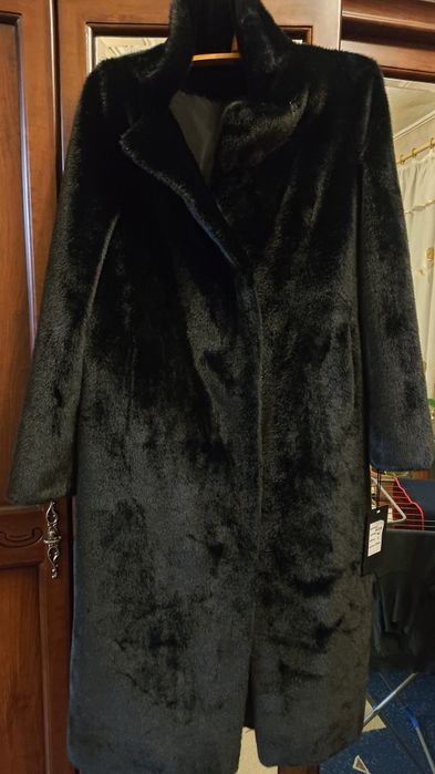 Продаю новую шубу
