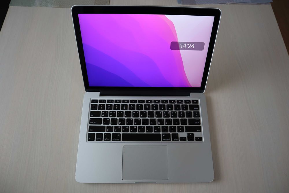 Macbook Pro 13 inch, early 2015