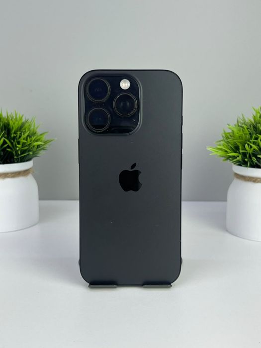 Телефон Apple iPhone 16 Pro 256GB