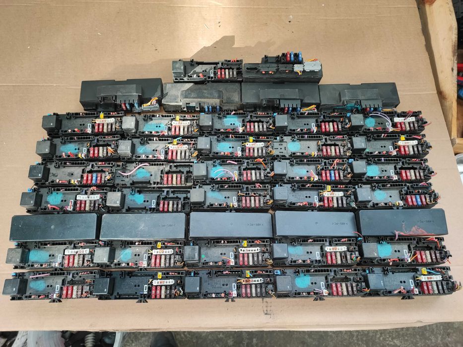 SAM - Сам модул предни и задни от Мерцедес