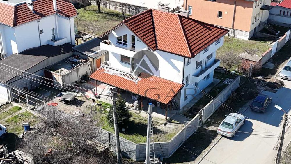 Продава се Къща в с. Скутаре, Област Пловдив - 360 кв.м за 850 €/кв.м - Снимка #11