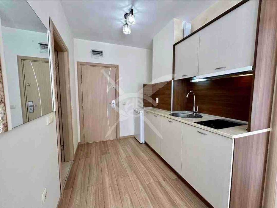 Продава се Двустаен апартамент в к.к. Слънчев бряг - 58 кв.м за 897 €/кв.м - Снимка #2