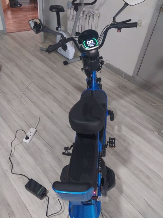 Продам электро скутер