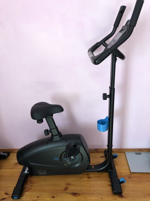 Продам велотренажер Domyos 900