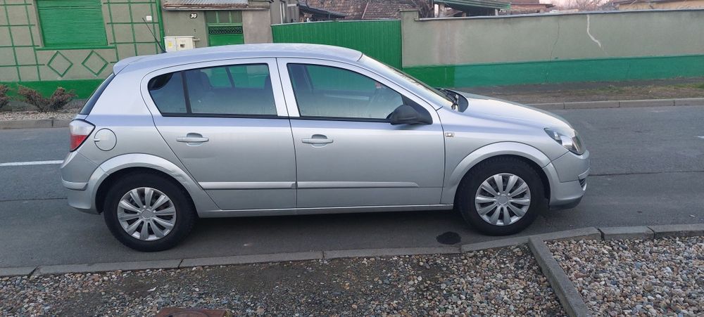 Opel astra H 1,7 cdti