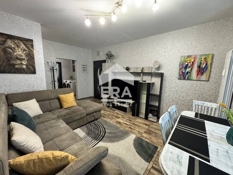 Дава се под наем Четиристаен апартамент в Варна, Младост 1 - 85 кв.м за 887.4 € - Снимка #3