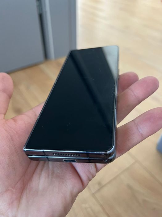 Samsung Z Fold 4