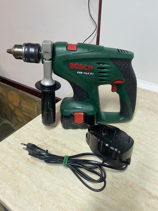 Акумулаторна бормашина ,витоверт BOSCH
