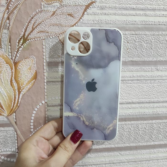 Чехол на iPhone 13