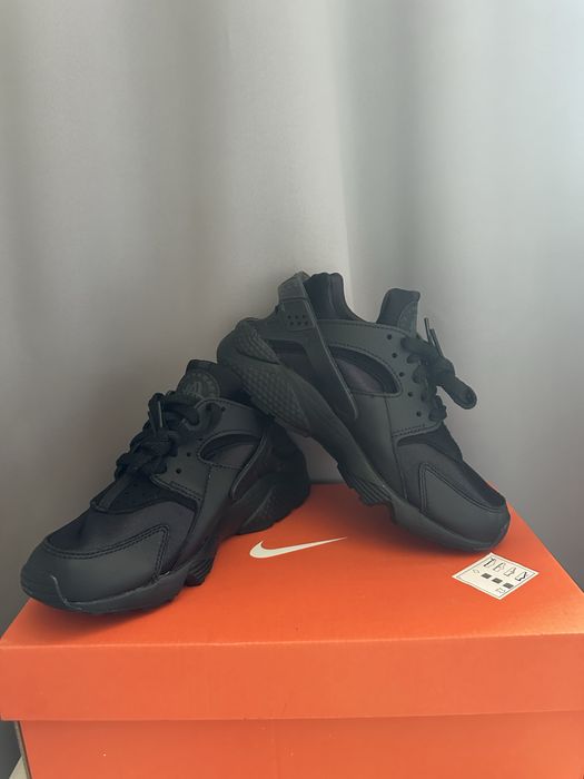 Чисто нови Nike Air Huarache