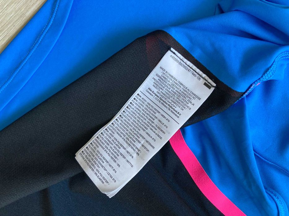 Найк Nike Flow Graphic Dri Fit женски спортен потник размер L