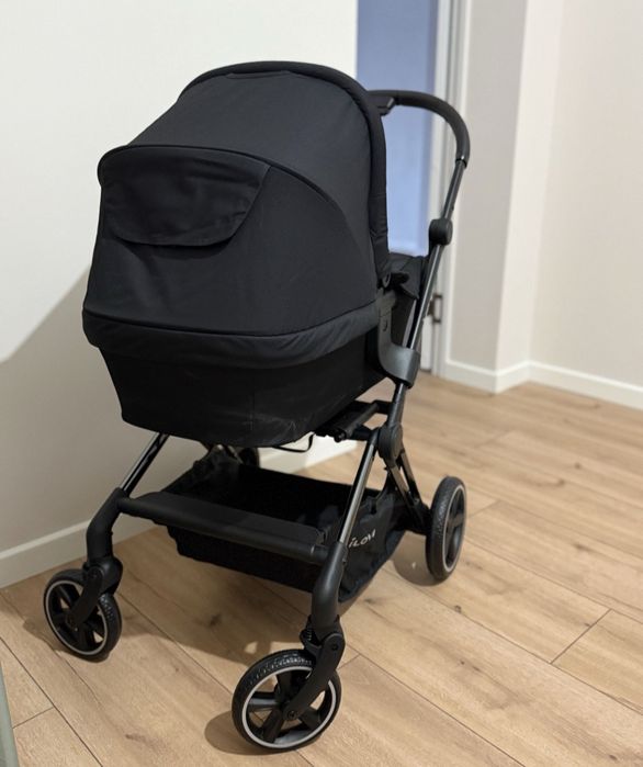 Коляска Ilovi 2 в 1