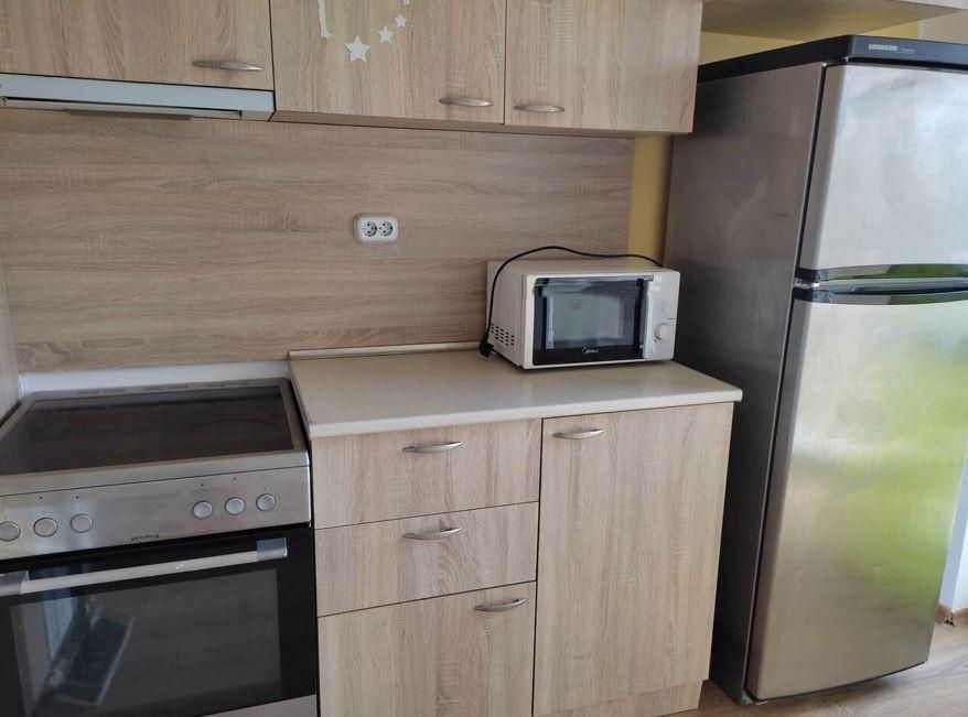 Дава се под наем Двустаен апартамент в Варна, Колхозен пазар - 48 кв.м за 475 € - Снимка #2