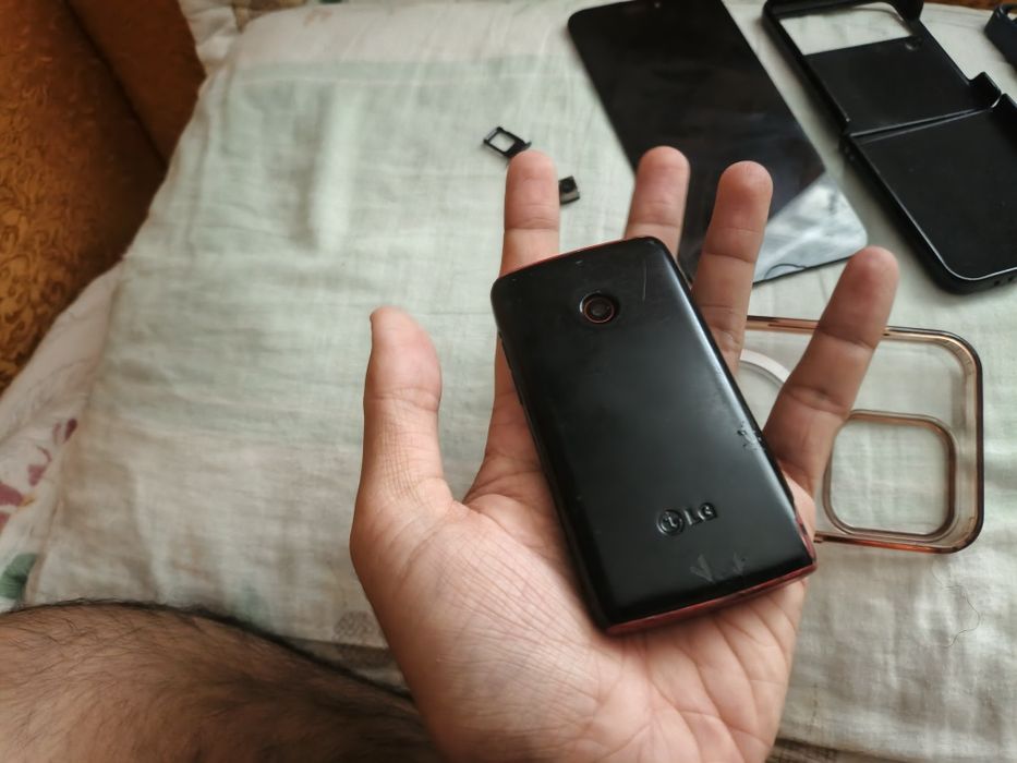 Продаются запчасти и аксессуары