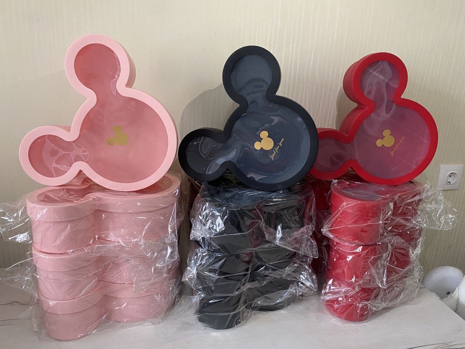 Подарочный коробка