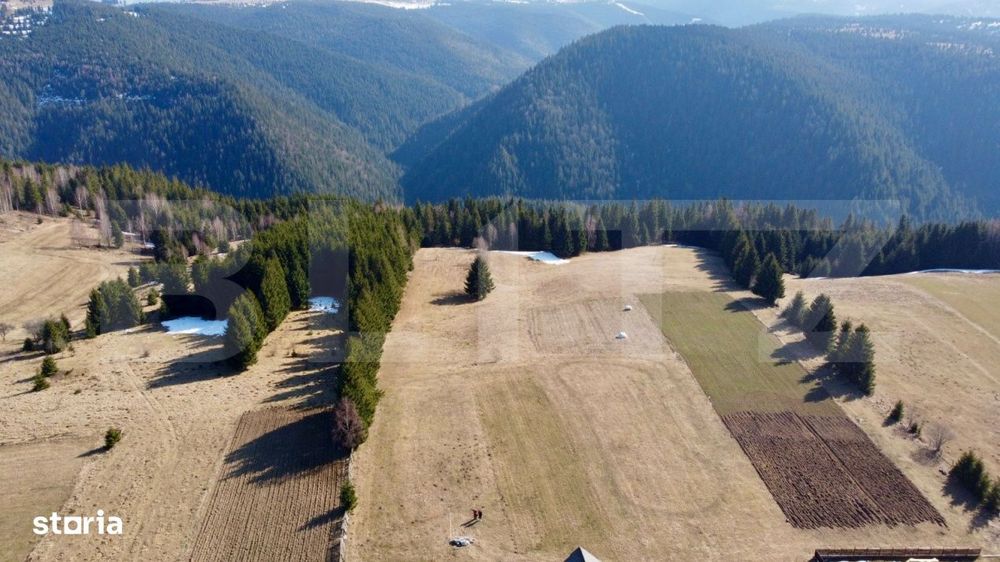in EXCLUSIVITATE - Teren de vanzare cu priveliste spectaculoasa – Ra